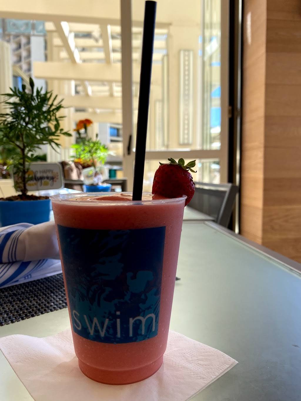 SWIM Poolside Dining in Waikiki | restaurant | 2424 Kalakaua Ave #315, Honolulu, HI 96815, USA | 8089231234 OR +1 808-923-1234