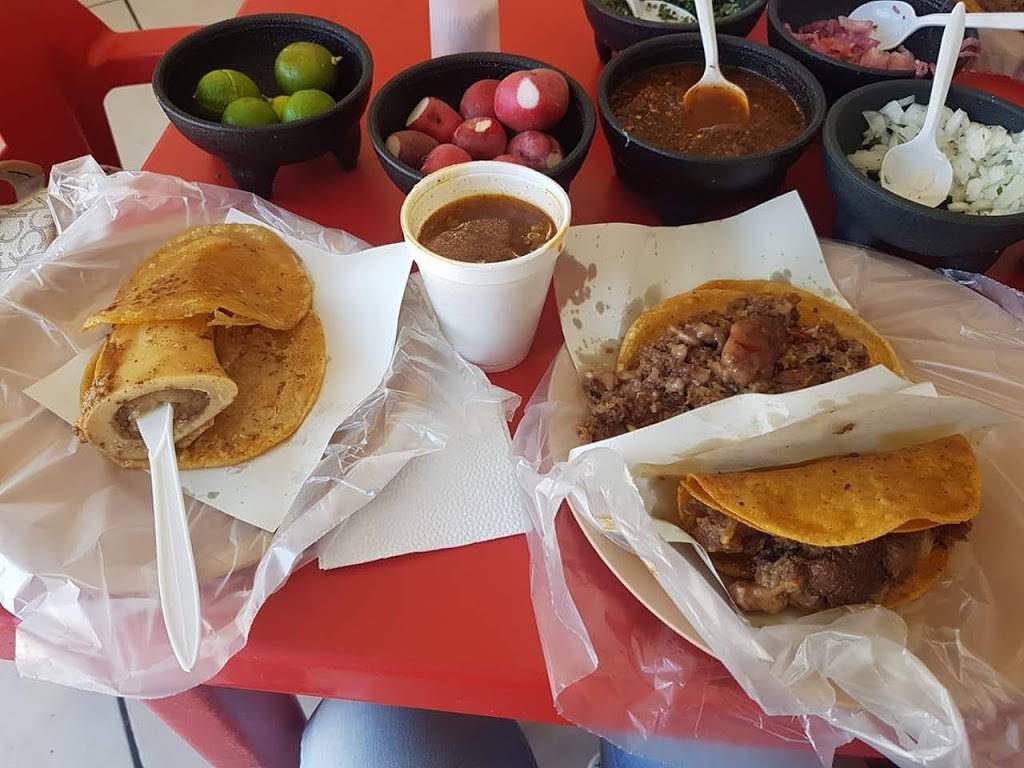 Los Tuetanicos Birrieria | restaurant | Camino Martín 7350-2, Cuesta Blanca, 22650 B.C., Mexico | 016642747843 OR +52 664 274 7843