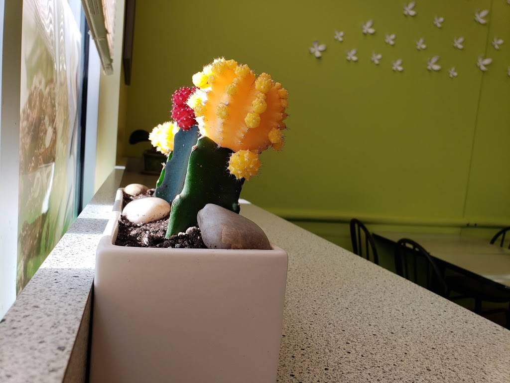 Moeida Asian Bistro | restaurant | 17848 Garden Way NE #104, Woodinville, WA 98072, USA | 4253982525 OR +1 425-398-2525