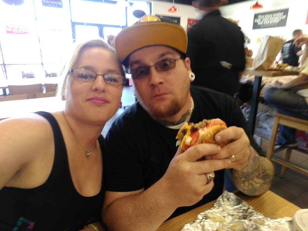 Five Guys | meal takeaway | 2888 W US Hwy 90, Lake City, FL 32055, USA | 3862438398 OR +1 386-243-8398