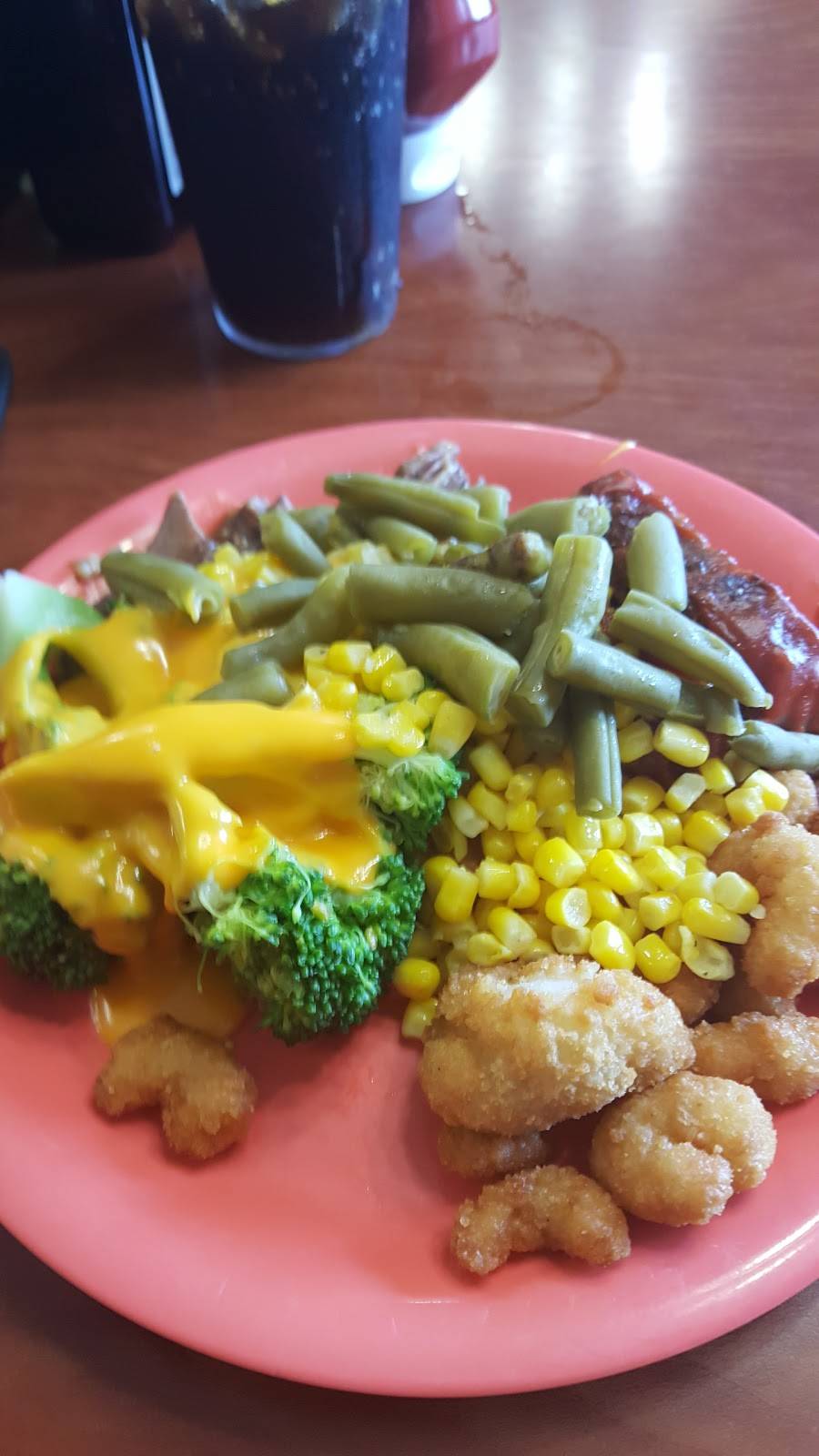 Golden Corral Buffet & Grill | restaurant | 1380 Interstate Dr, Cookeville, TN 38501, USA | 9315262352 OR +1 931-526-2352