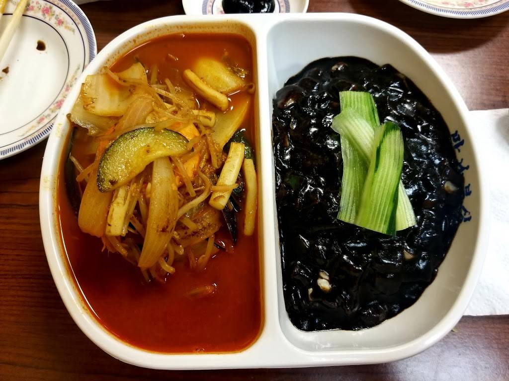 Manna Noodle House | restaurant | 9887 Long Point Rd, Houston, TX 77055, USA | 7134676965 OR +1 713-467-6965