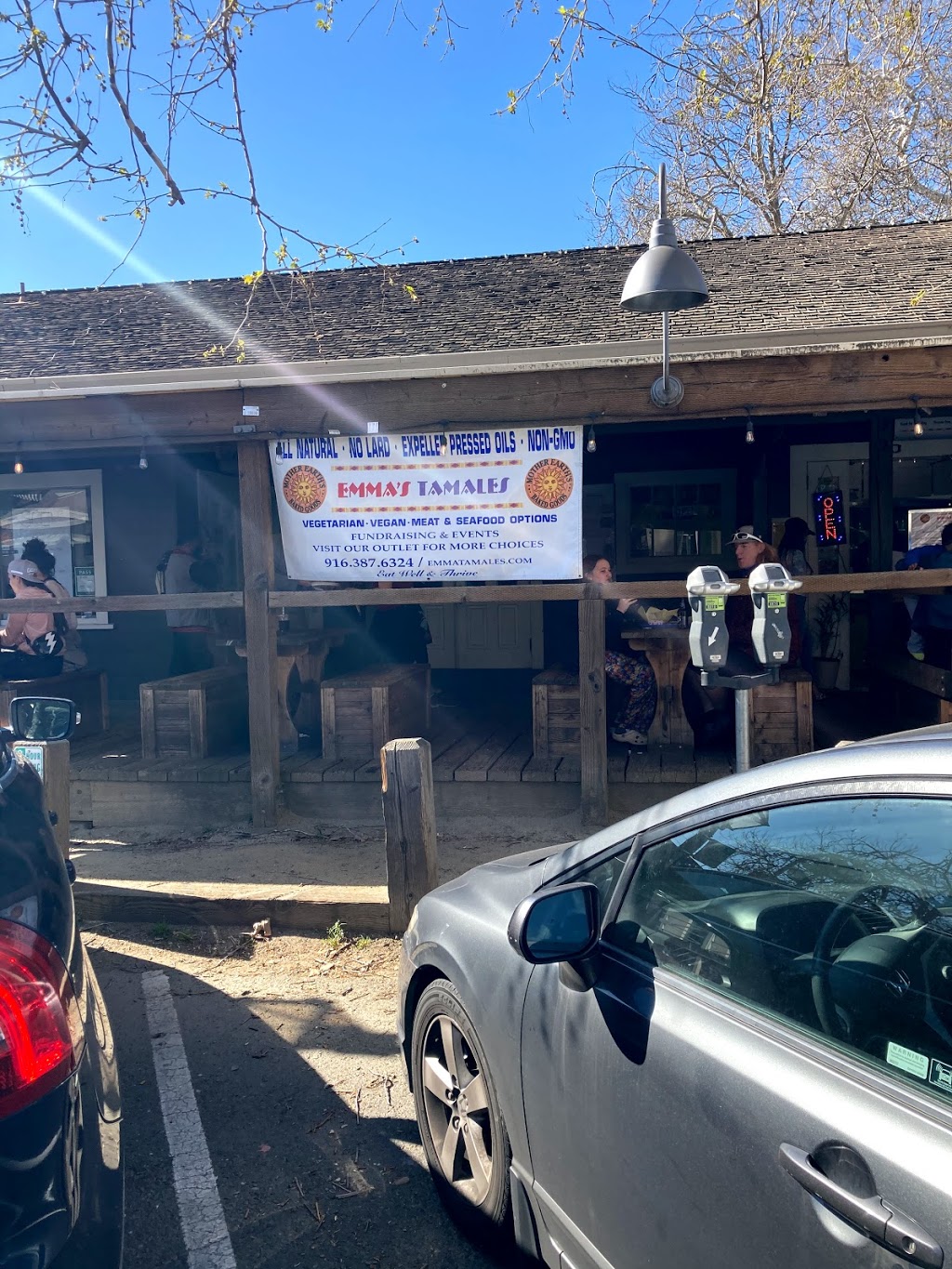 Emma’s Tamales | restaurant | 1100 Front St Suite 130, Sacramento, CA 95814, USA | 9169429147 OR +1 916-942-9147