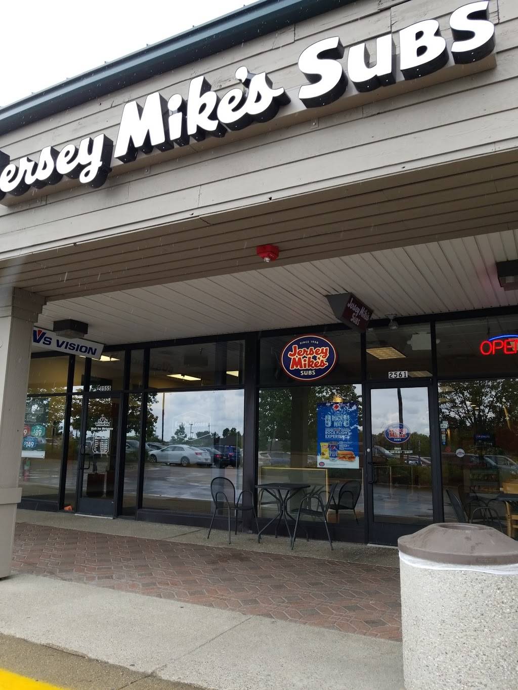Jersey Mikes Subs | meal takeaway | 2561 Jackson Ave, Ann Arbor, MI 48103, USA | 7347611100 OR +1 734-761-1100