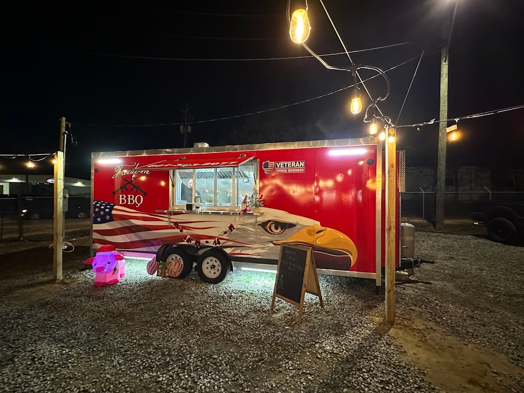 Freedom BBQ | restaurant | 183 Claiborne Rd, Laurel, MS 39443, USA | 6013238077 OR +1 601-323-8077