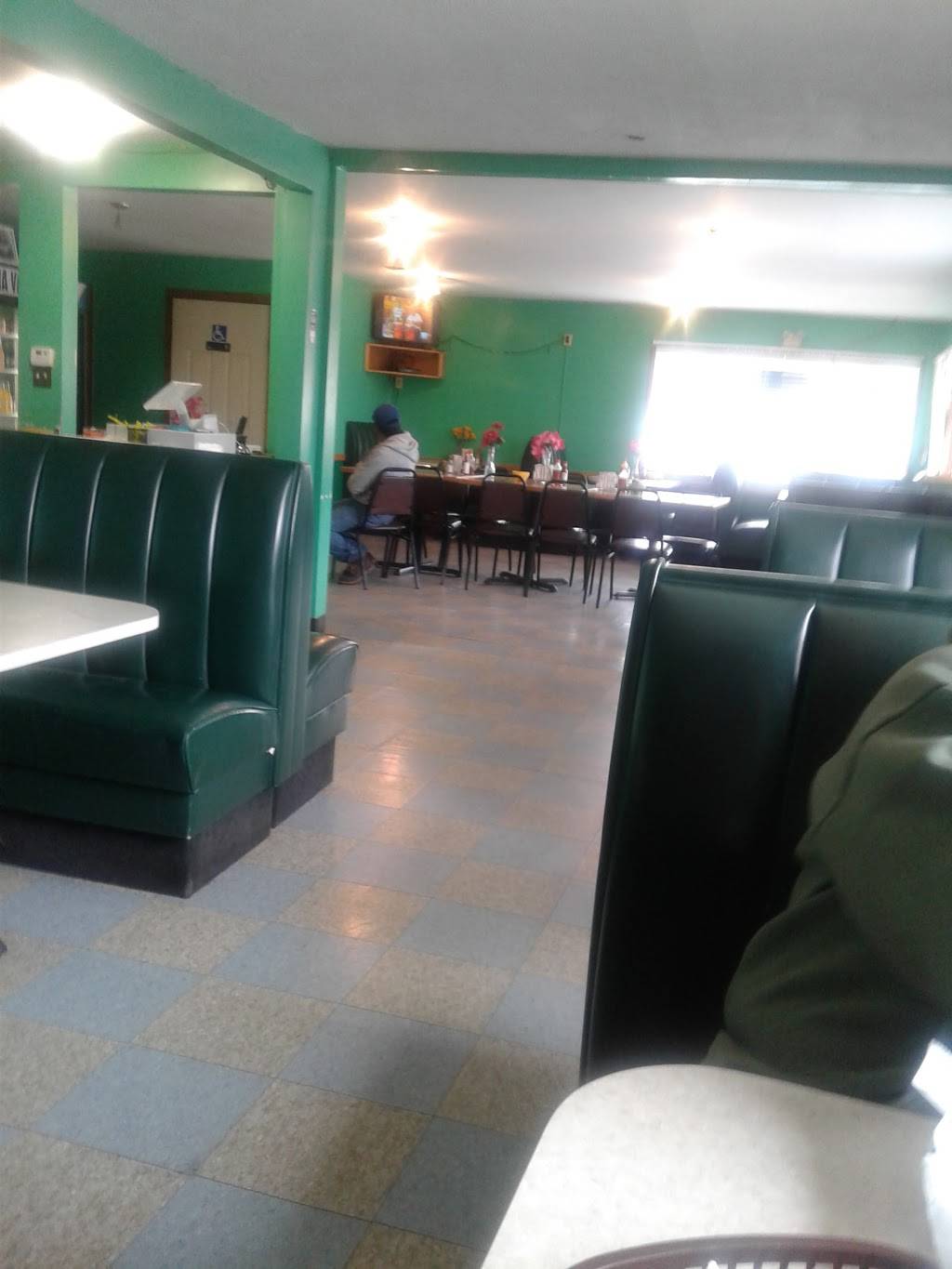 Comida Mexicana Antarctica | restaurant | 6621 Railroad Ave, Omaha, NE 68107, USA | 4025027202 OR +1 402-502-7202