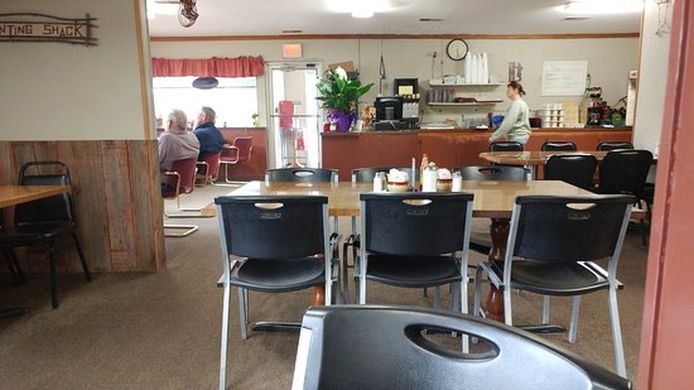 Branding Iron II | restaurant | 1310 State St, Phillipsburg, KS 67661, USA | 7855432863 OR +1 785-543-2863