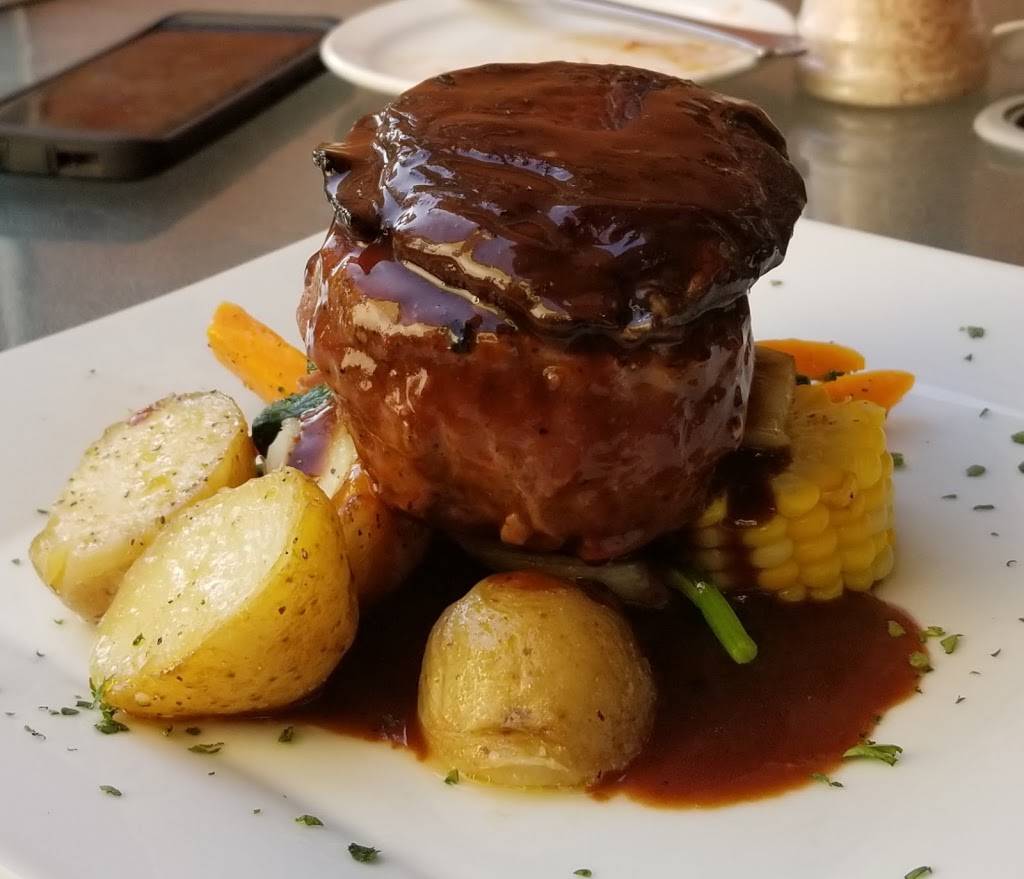 Ziraldo’s Italian Restaurant | restaurant | 24 Francis St W, Fenelon Falls, ON K0M 1N0, Canada | 7058873322 OR +1 705-887-3322