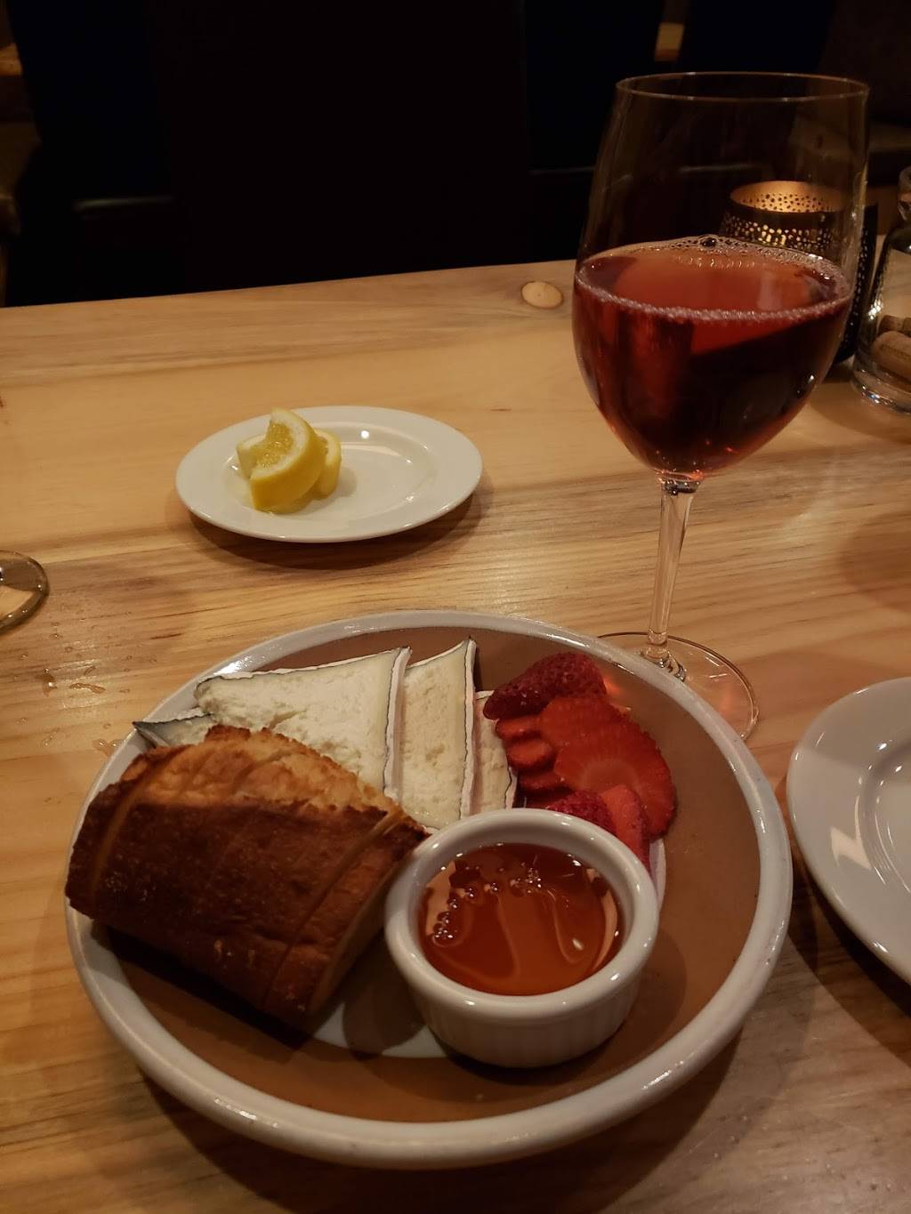 Trelio Restaurant | restaurant | 438 Clovis Ave #4, Clovis, CA 93612, USA | 5592970783 OR +1 559-297-0783