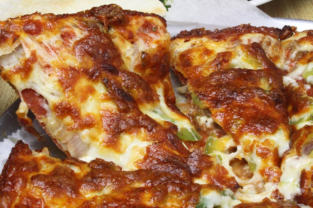 Plainville House of Pizza | restaurant | 107 South St, Plainville, MA 02762, USA | 5086994479 OR +1 508-699-4479