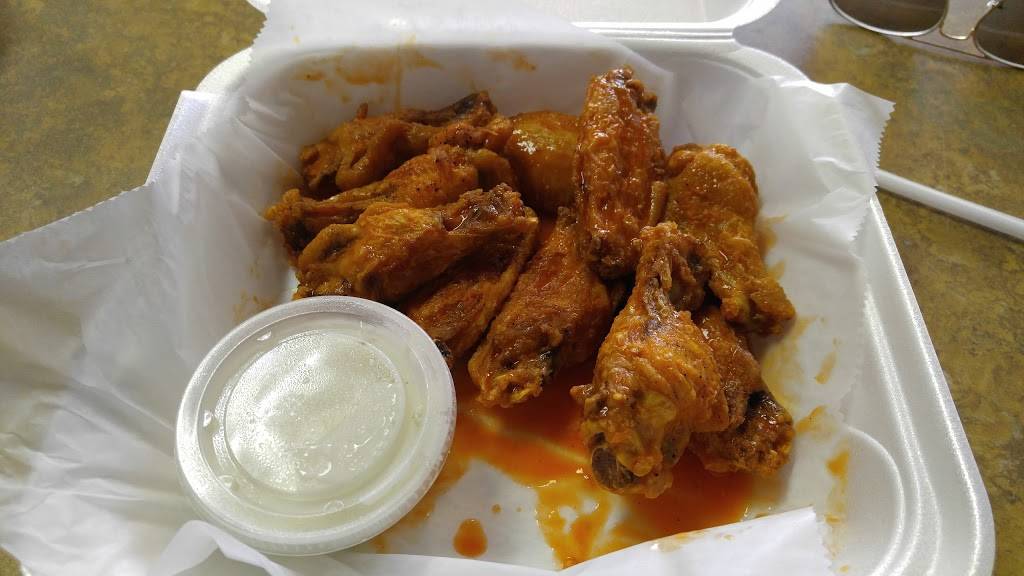 Ferrara Pizza And Pasta | restaurant | 9124, 3020 Lamberton Blvd, Orlando, FL 32825, USA | 4072772881 OR +1 407-277-2881