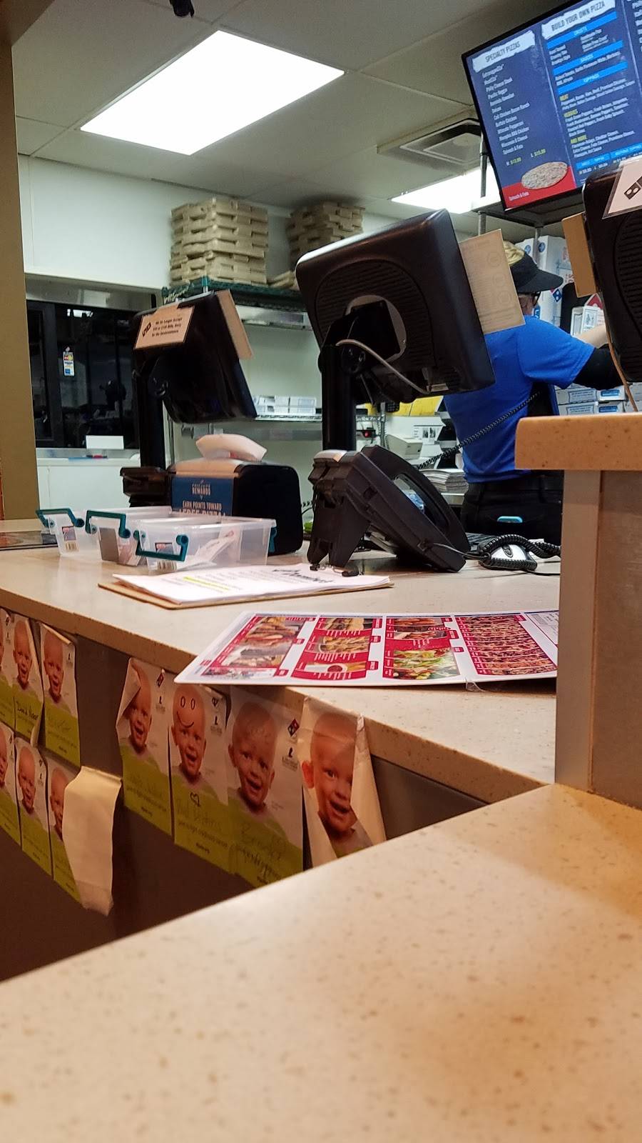 Dominos Pizza | restaurant | 179 Millers Point Drive, Morristown, TN 37814, USA | 4235875222 OR +1 423-587-5222