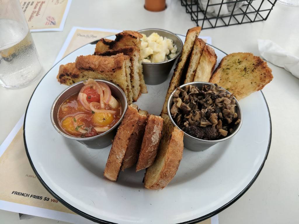 Park & Field | restaurant | 3509 W Fullerton Ave, Chicago, IL 60647, USA | 7733607373 OR +1 773-360-7373