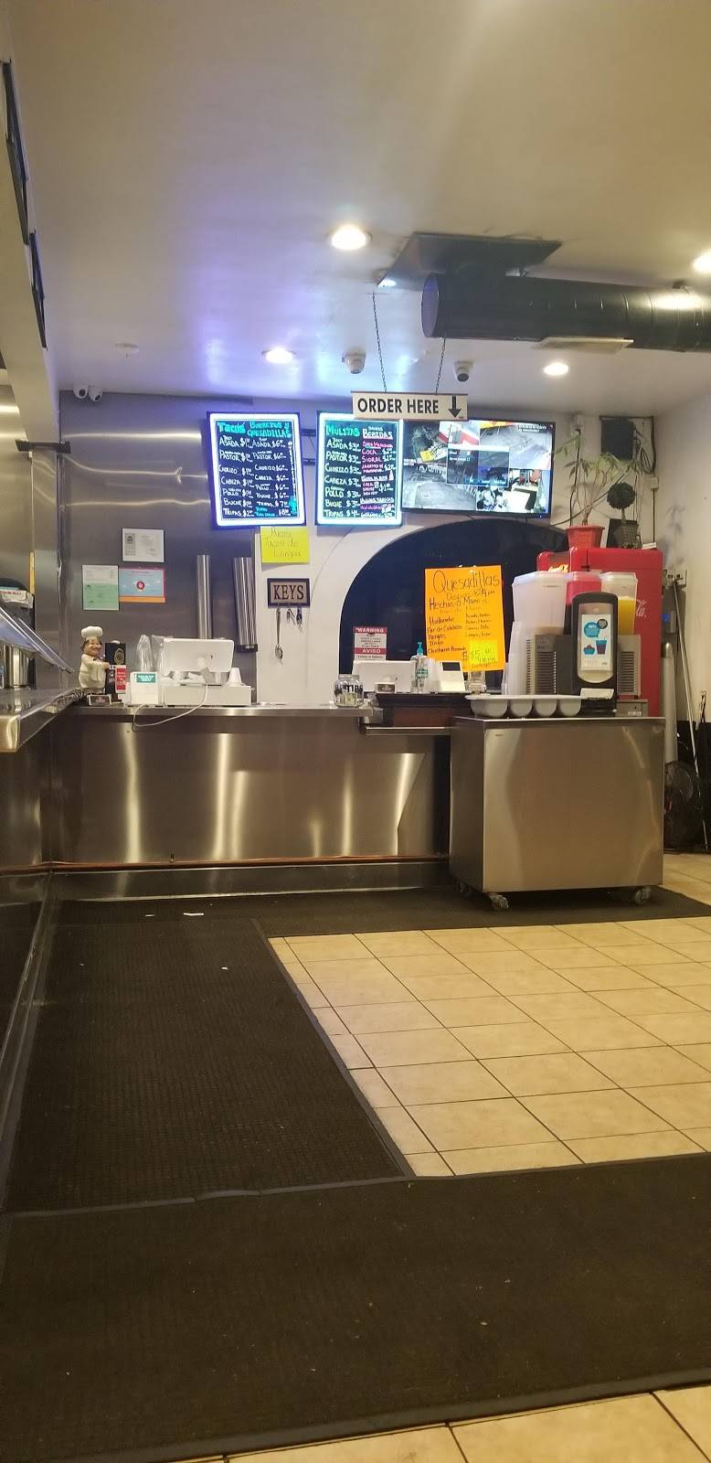 Taqueria El ARBOLITO | restaurant | 1000-1046 E 4th St, Ontario, CA 91764, USA | 9096825141 OR +1 909-682-5141