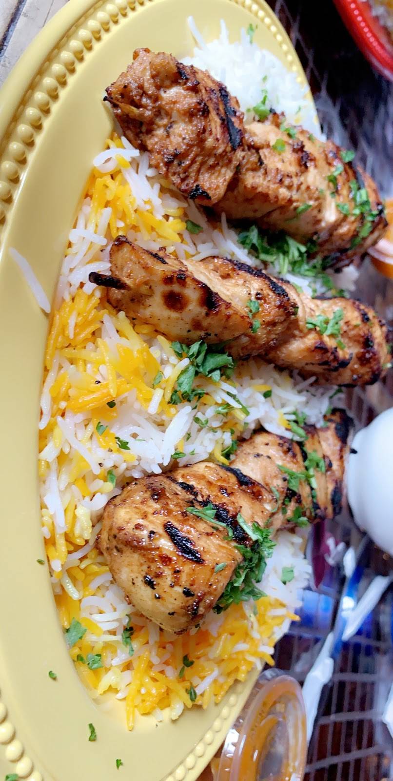 Kan Zaman | restaurant | 1616 W 25th St, Cleveland, OH 44113, USA | 2166212222 OR +1 216-621-2222