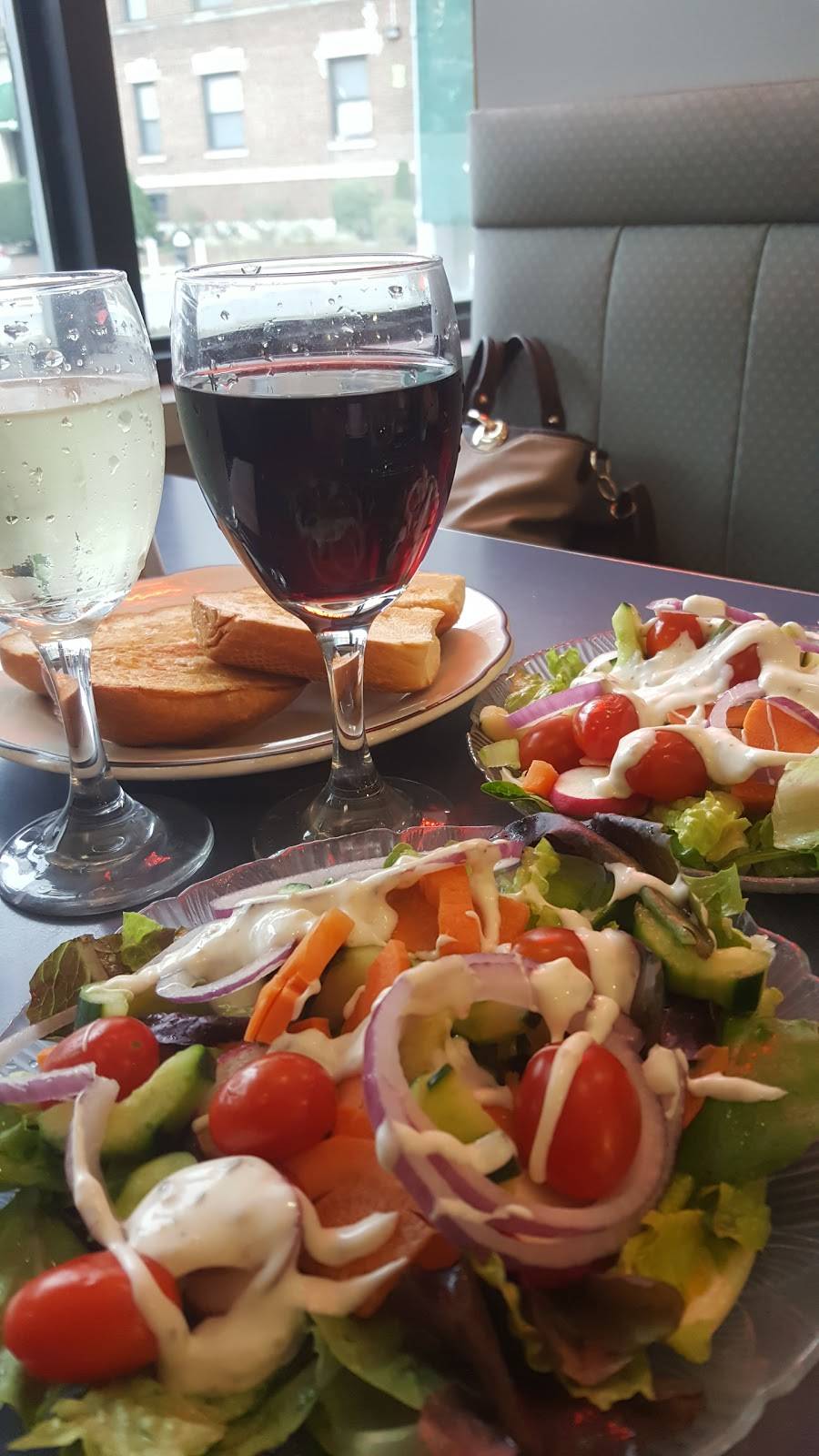 Village Diner | restaurant | 1730, 8174 Lefferts Blvd, Kew Gardens, NY 11415, USA | 7188503787 OR +1 718-850-3787