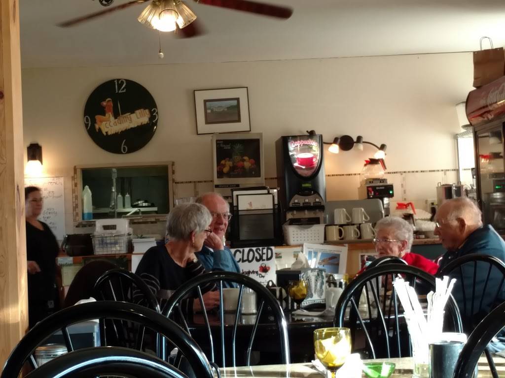 Piccadilly Lilly Airport Diner | restaurant | E2513 Co Rd JJ, Spring Green, WI 53588, USA | 6085833318 OR +1 608-583-3318