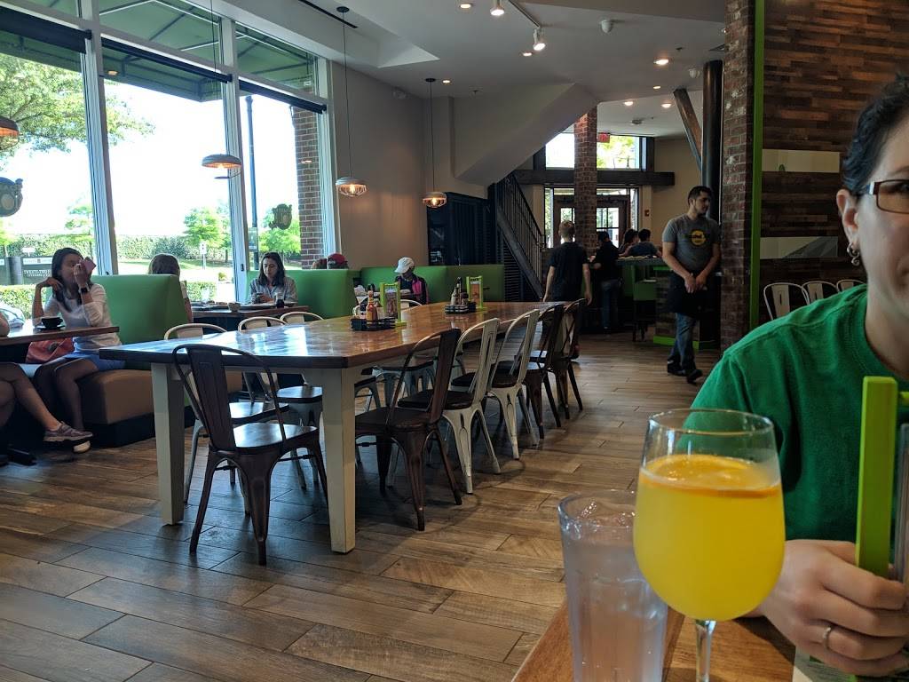 The Toasted Yolk Cafe | restaurant | 2110 Town Square Pl, Sugar Land, TX 77479, USA | 8325320445 OR +1 832-532-0445