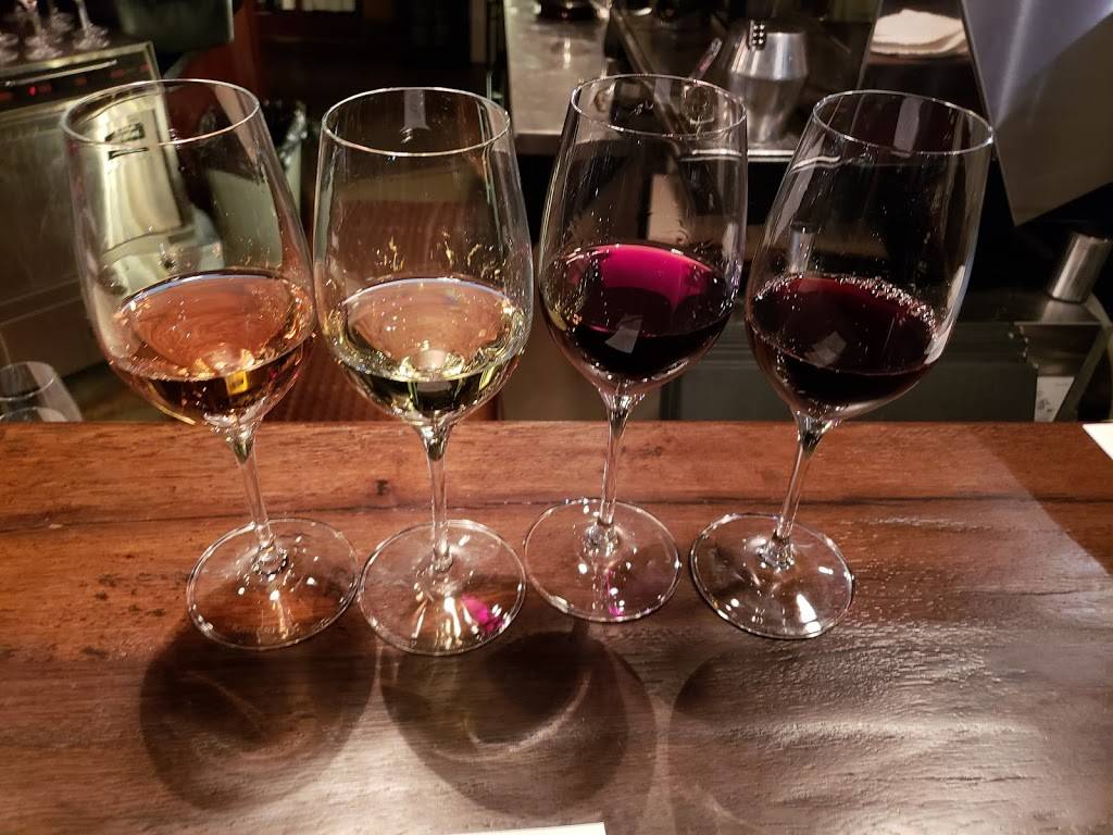 The Wine House | restaurant | 3950 University Dr Suite 212, Fairfax, VA 22030, USA | 7033522211 OR +1 703-352-2211