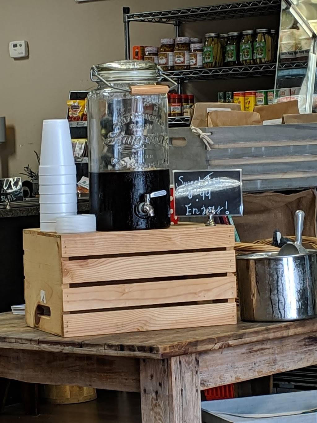 Pats Seafood Market & Cajun Deli | restaurant | 1248 N Collins Blvd, Covington, LA 70433, USA | 9858927287 OR +1 985-892-7287