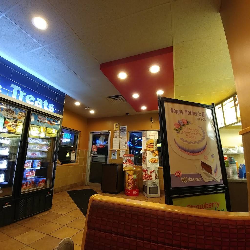 Dairy Queen Grill & Chill | restaurant | 927 S Cogswell Dr, Silver Lake, WI 53170, USA | 2628894811 OR +1 262-889-4811