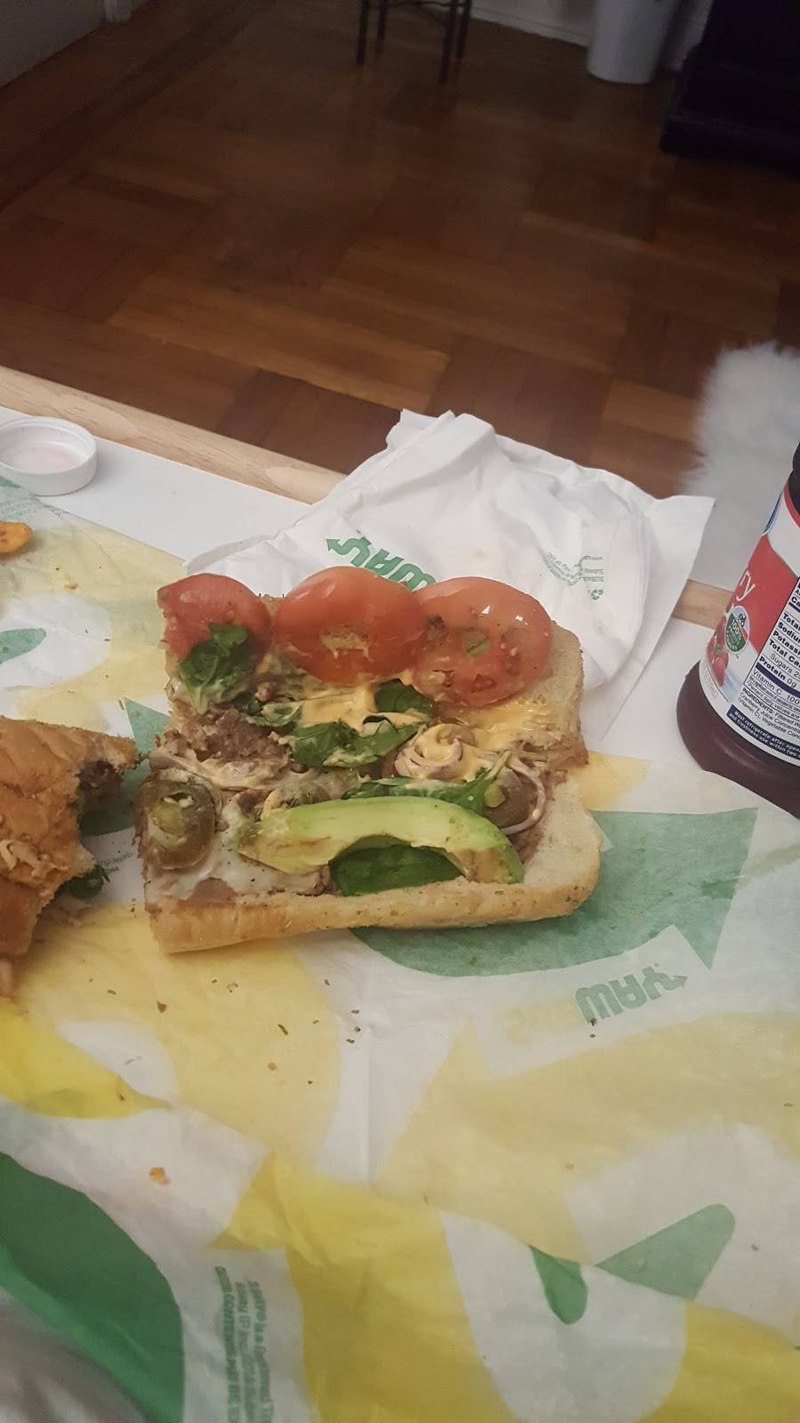 Subway Restaurants | restaurant | 43-19 Queens Blvd, Sunnyside, NY 11104, USA | 7184069292 OR +1 718-406-9292