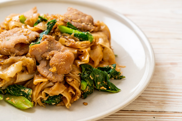 Little Thai Chef | restaurant | 5440 Babcock Rd Ste 135, San Antonio, TX 78240, USA | 2102675204 OR +1 210-267-5204