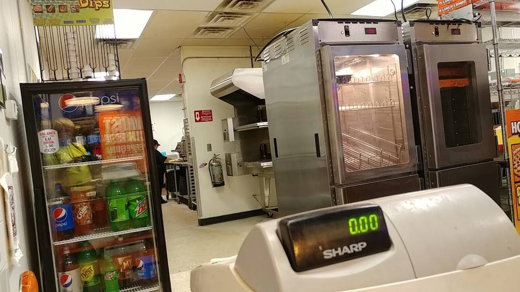 Little Caesars Pizza | meal takeaway | 716 Chicago Dr, Holland, MI 49423, USA | 6163940591 OR +1 616-394-0591