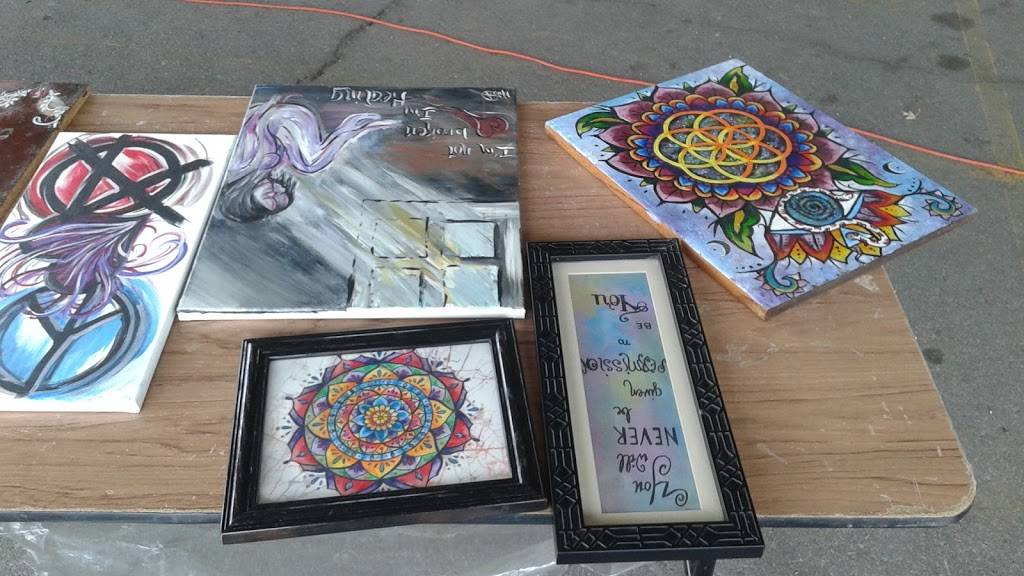 Chuckies Bay County Flea Market | restaurant | 108 Adams St, Bay City, MI 48708, USA | 9898930541 OR +1 989-893-0541