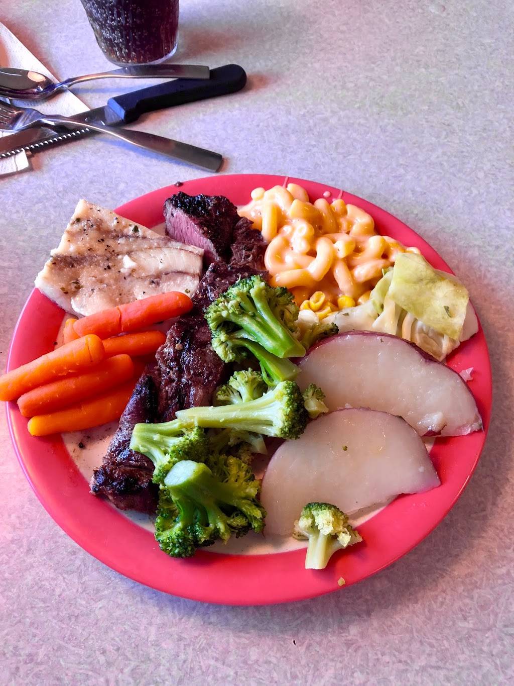 HomeTown Buffet | restaurant | 390 N McKinley St, Corona, CA 92879, USA | 9512730573 OR +1 951-273-0573