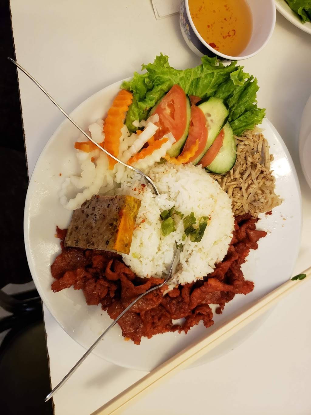 Kien Giang Restaurant | restaurant | 5825 Charlotte Pike, Nashville, TN 37209, USA | 6153531250 OR +1 615-353-1250