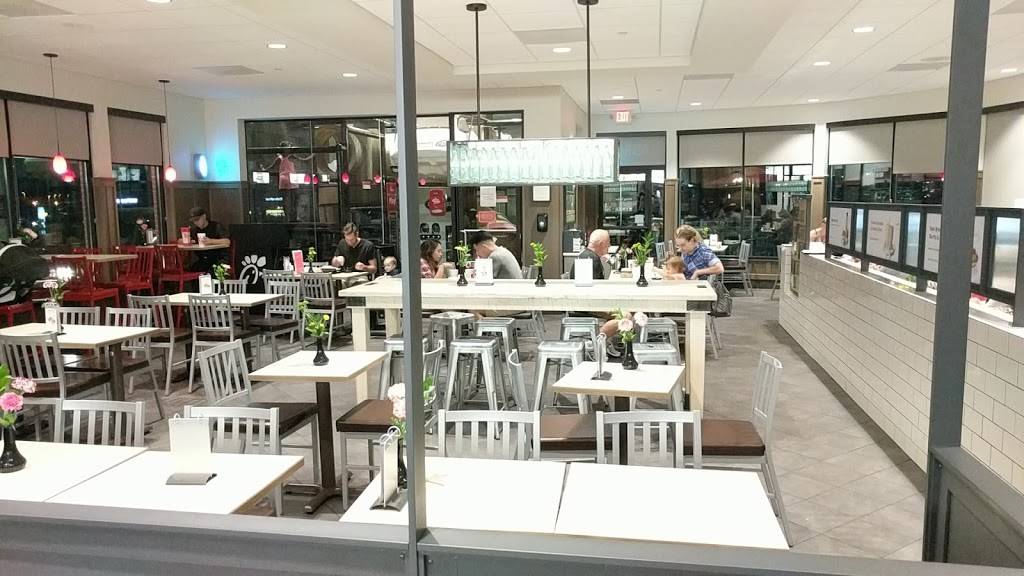 Chick-fil-A | restaurant | 6550 Grand Ave, Gurnee, IL 60031, USA | 8477829294 OR +1 847-782-9294