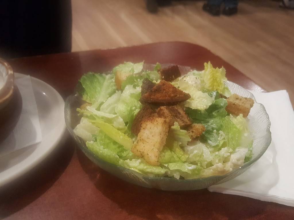 Lazy Dog Sports Bar | restaurant | 328A Broadway, Lynn, MA 01904, USA | 7814771988 OR +1 781-477-1988