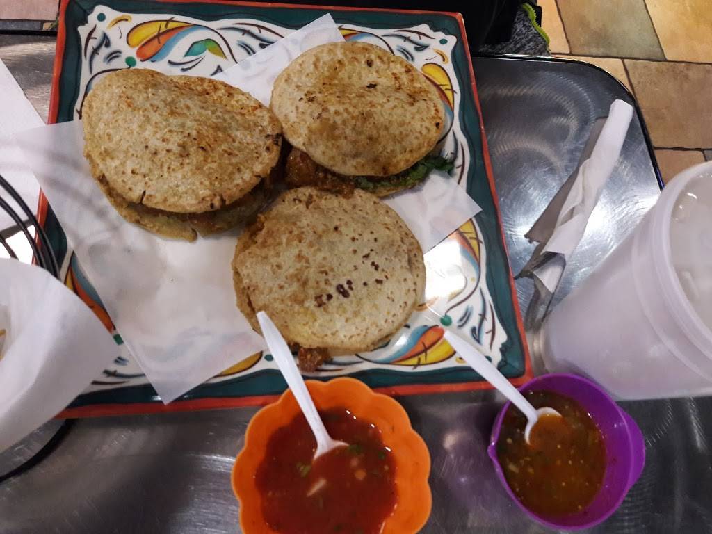 Chips & Salsa Taquerías y Mariscos | restaurant | 14235 S Western Ave, Blue Island, IL 60406, USA | 7082391155 OR +1 708-239-1155