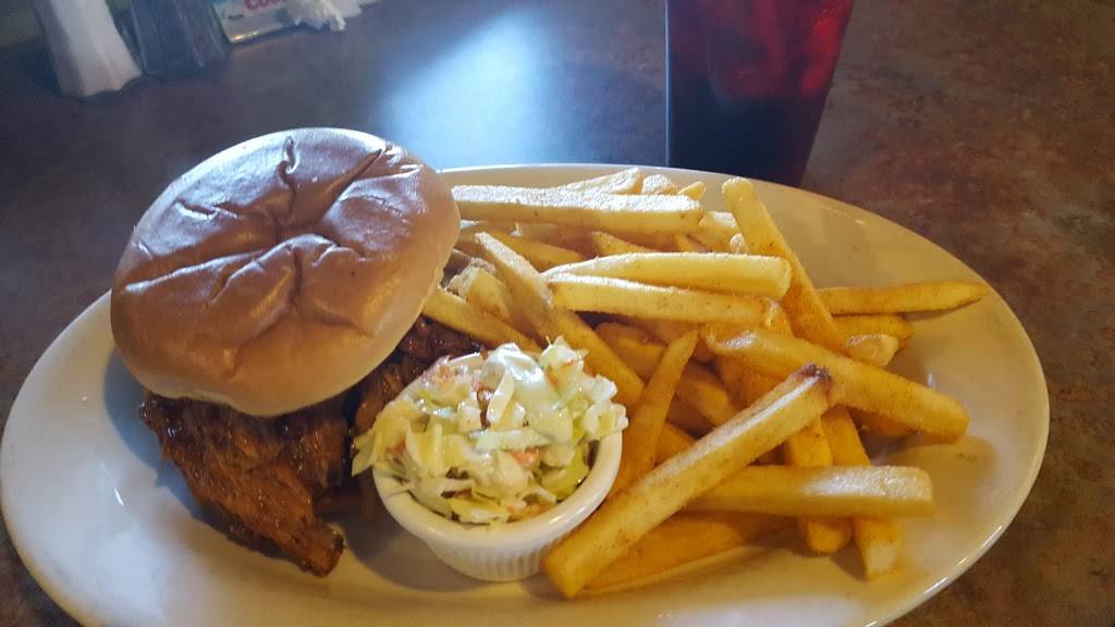 Red Mountain Bar And Grill | restaurant | 2015 N Power Rd, Mesa, AZ 85207, USA | 4809244877 OR +1 480-924-4877