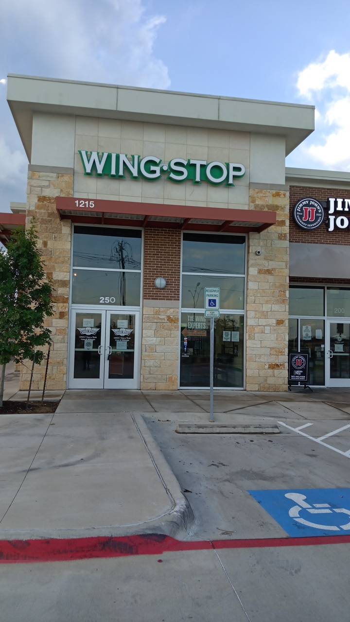 Wingstop | restaurant | 1215 Arkansas Ln, Grand Prairie, TX 75052, USA | 9722649464 OR +1 972-264-9464