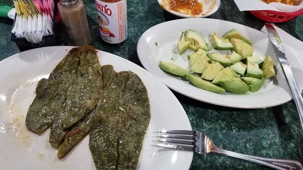 El Molcajete Mexican Restaurant | restaurant | 1308 Hillsboro Blvd, Manchester, TN 37355, USA | 9317286250 OR +1 931-728-6250