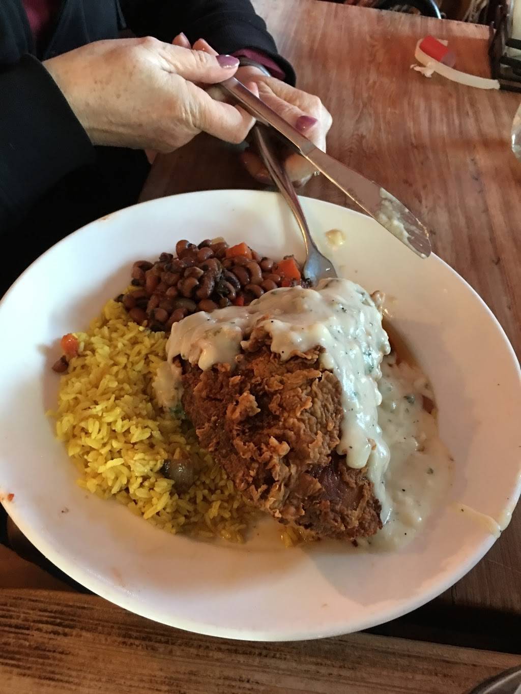 Southern Charm Kitchen | restaurant | 1714 SE Hawthorne Rd, Gainesville, FL 32641, USA | 3525055553 OR +1 352-505-5553