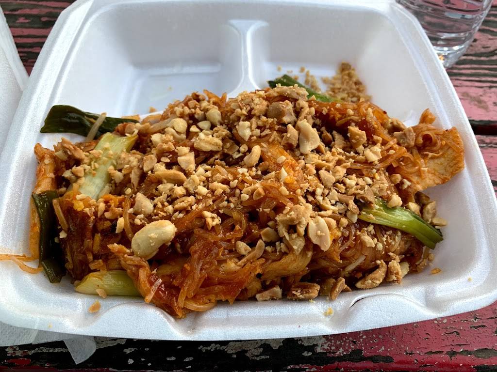 Coat & Thai | restaurant | 1720 Barton Springs Rd, Austin, TX 78702, USA | 5129702154 OR +1 512-970-2154