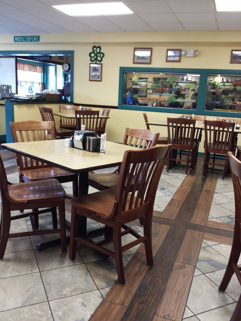 Whistle Stop Cafe | restaurant | 15 Grand Ave, Fox Lake, IL 60020, USA | 8475875654 OR +1 847-587-5654