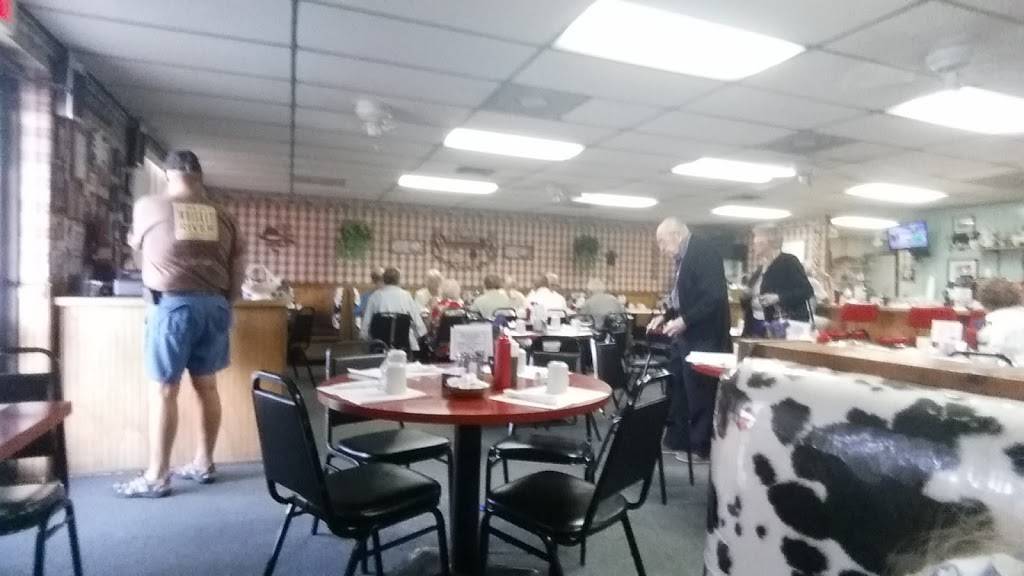 Beacon Woods Restaurant | restaurant | 12362 US-19, Hudson, FL 34667, USA | 7278620988 OR +1 727-862-0988