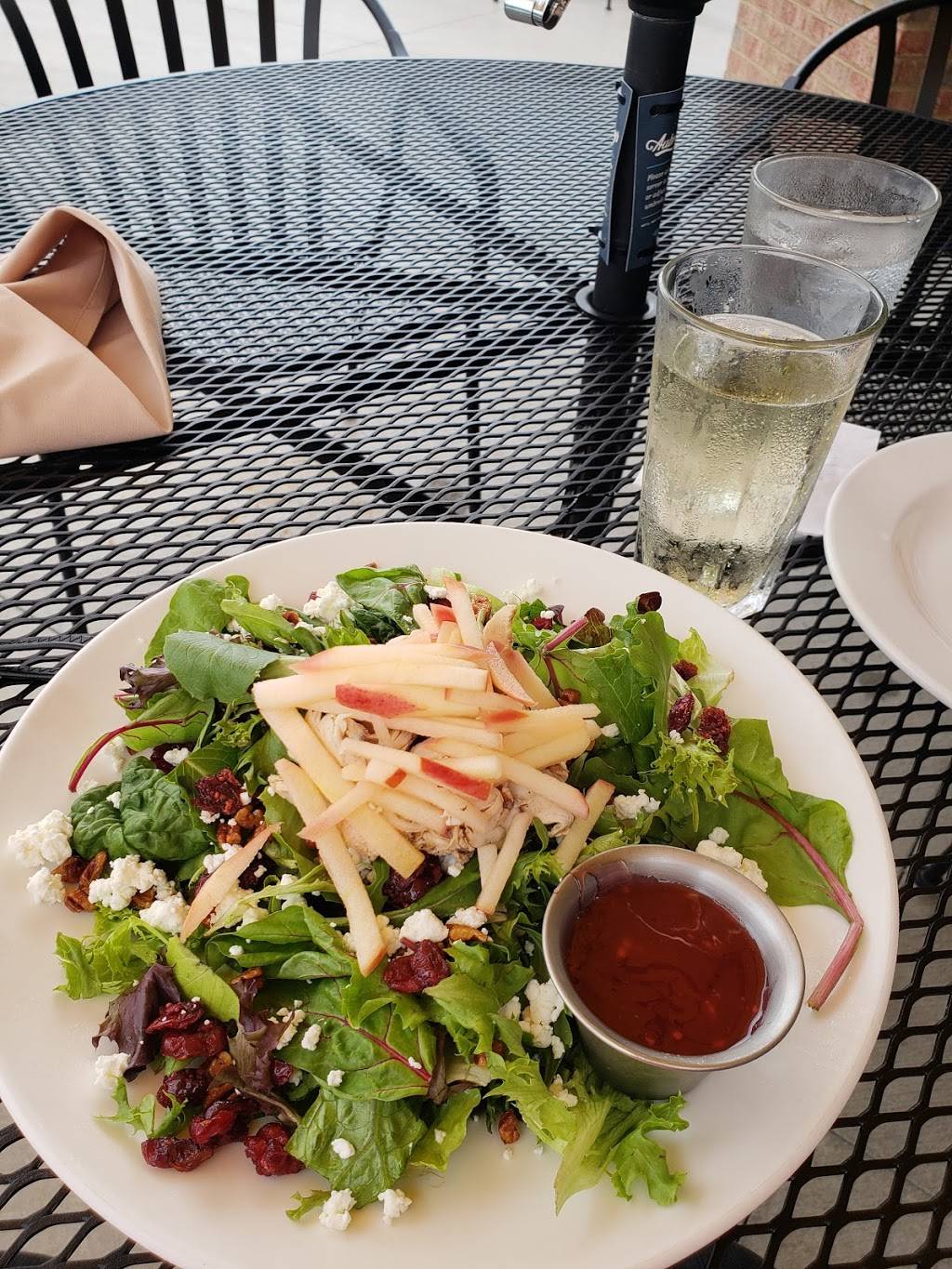 Aubreys | restaurant | 4333 Evan Green Plaza, Morristown, TN 37813, USA | 4236160900 OR +1 423-616-0900