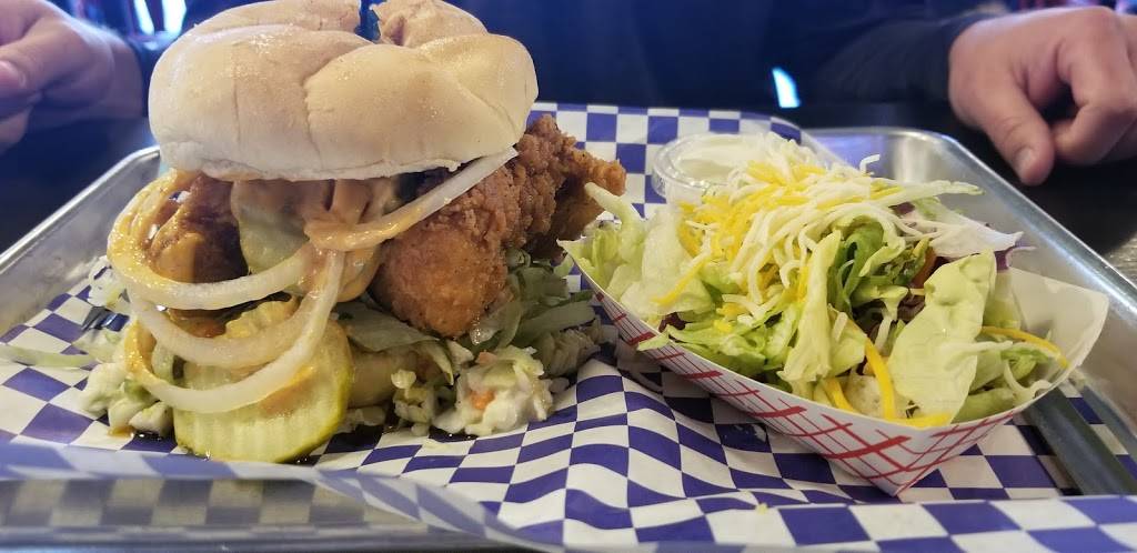 Big Shakes Nashville Hot Chicken | restaurant | 720 Rivergate Pkwy Suite B, Goodlettsville, TN 37072, USA | 6155599955 OR +1 615-559-9955
