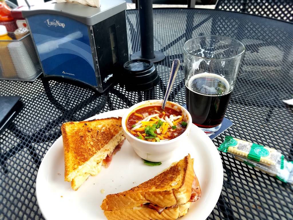 The Highlander | restaurant | 931 Monroe Dr NE ste c-101, Atlanta, GA 30308, USA | 4048720060 OR +1 404-872-0060