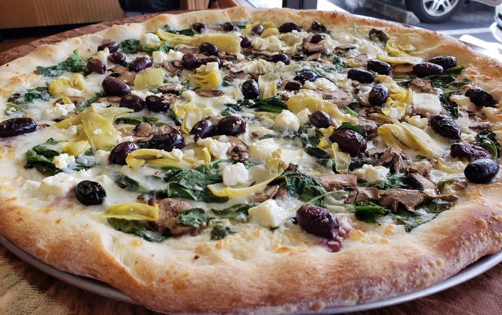 4th Street Pizza | restaurant | 3187 4th St N, St. Petersburg, FL 33704, USA | 7278955536 OR +1 727-895-5536