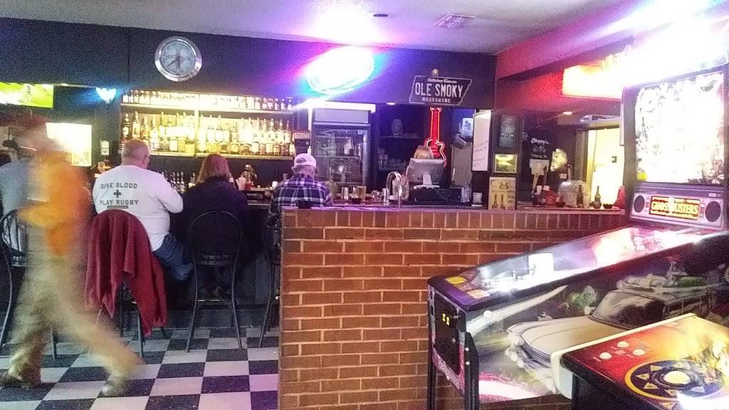 Chappys Bar & Grill | restaurant | 104 Gils St, Smyrna, TN 37167, USA | 6153550088 OR +1 615-355-0088