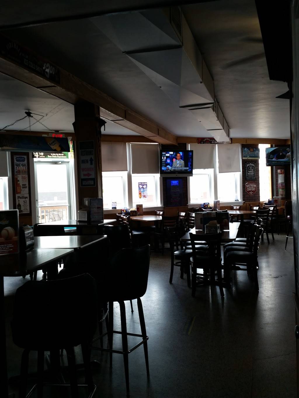 Sand Bar | restaurant | 130 Washington Ave, Wisconsin Dells, WI 53965, USA | 6082533073 OR +1 608-253-3073