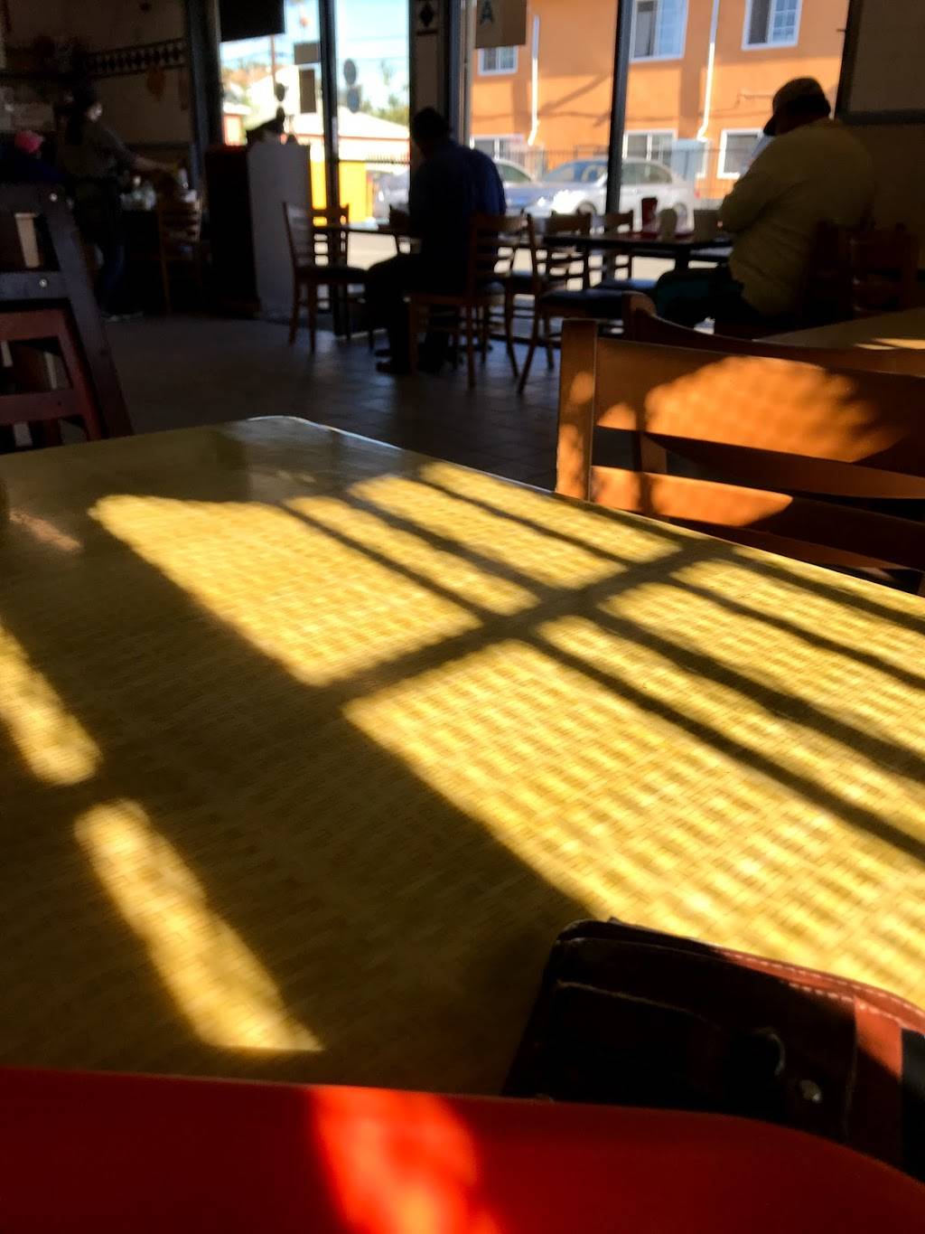 Joy Wok Express | restaurant | 3045 Century Blvd, South Gate, CA 90280, USA | 3235663888 OR +1 323-566-3888