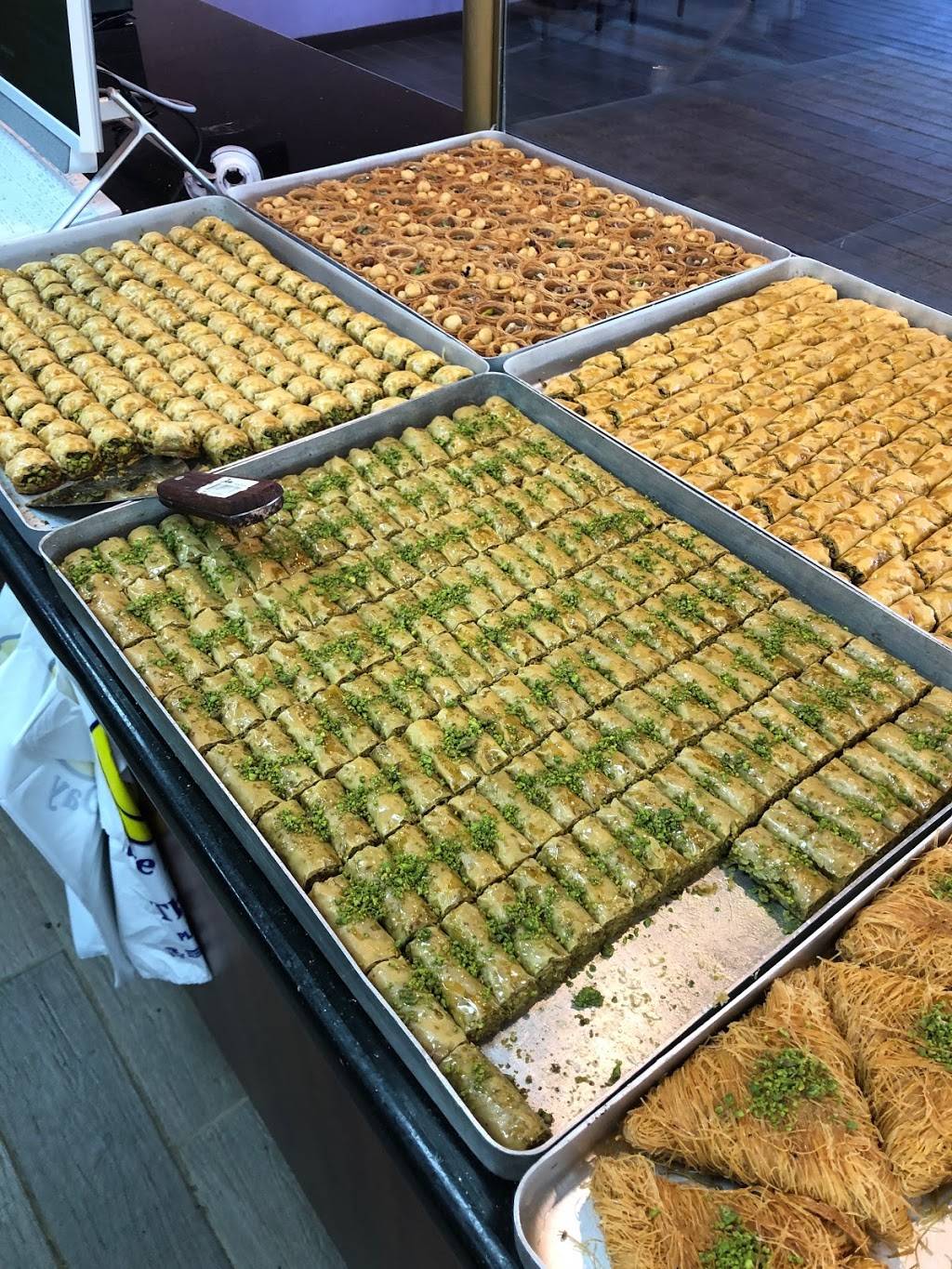 Sallora & Sam Bakery Grill and Catering | bakery | 8500 S Harlem Ave, Bridgeview, IL 60455, USA | 7085814239 OR +1 708-581-4239