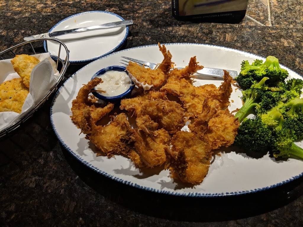 Red Lobster | restaurant | 2200 Bams Dr, Chattanooga, TN 37421, USA | 4234903488 OR +1 423-490-3488